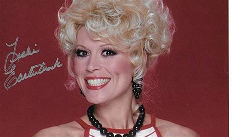 Leslie Easterbrook: Bio, Height, Weight, Measurements